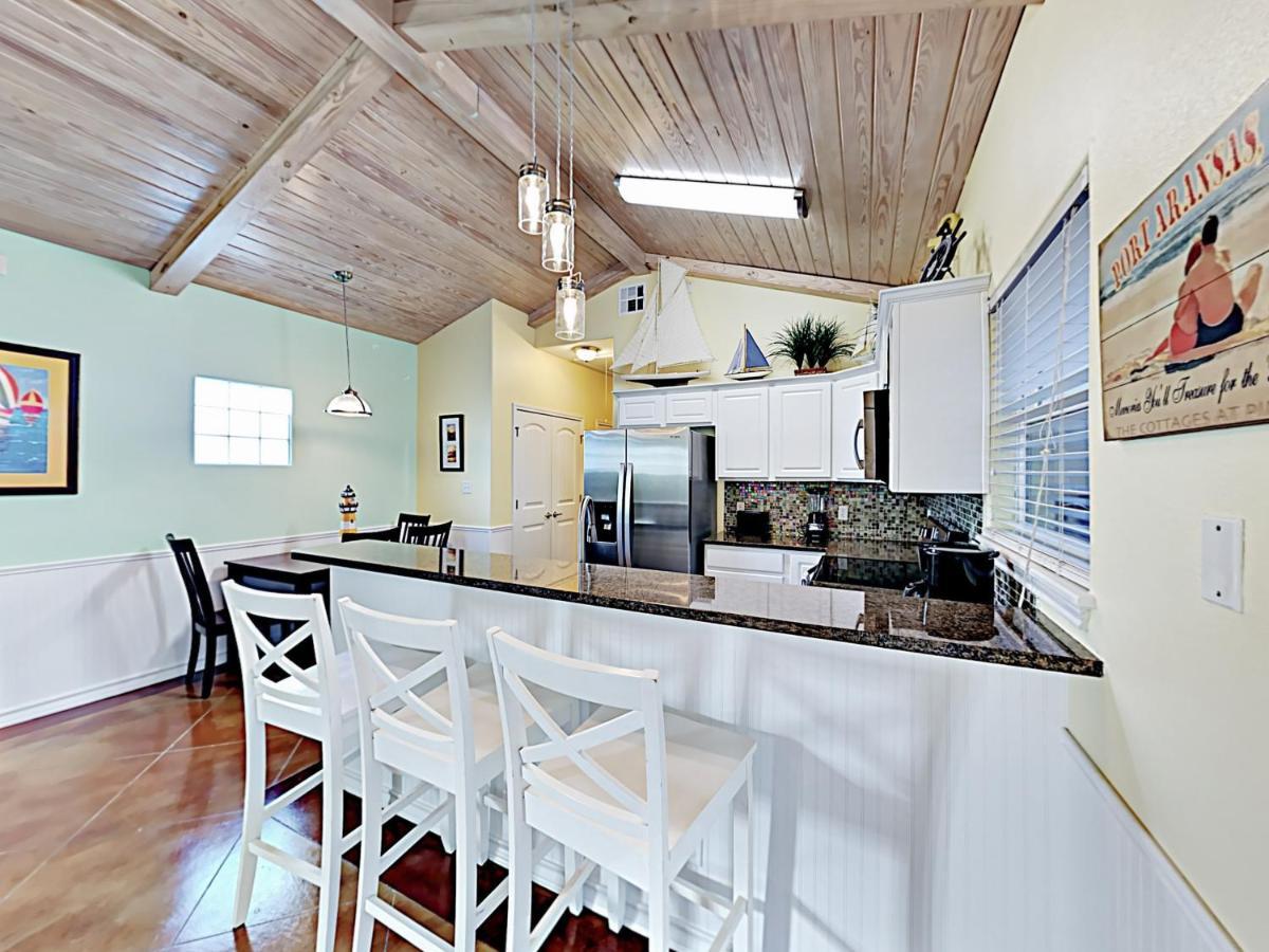 Apartamento Sail Away At Pirate'S Bay Unit 113 Port Aransas Exterior foto